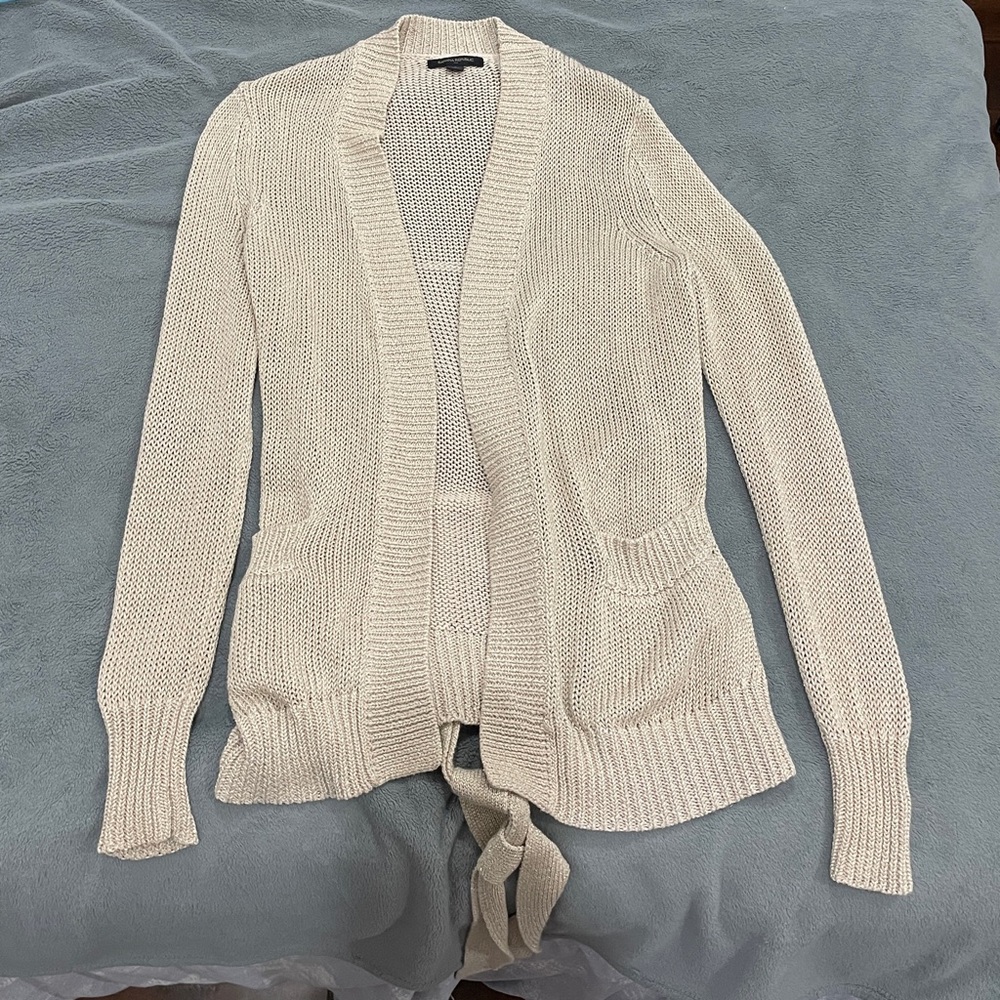 Gold wrap around a Banana Republic cardigan. Never worn. Size small.